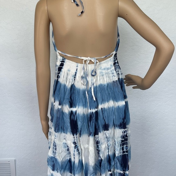 Gorgeous BohoMe blue and white tie dye halter swim cover up dress - Picture 3 of 16